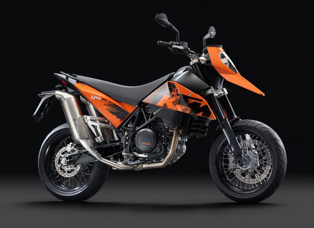 06ktm_sm690.jpg