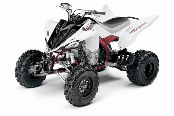 09MS_Raptor700R_wht_S4_8eb08812.jpg