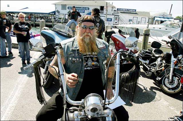 11bikerslarge1.jpg