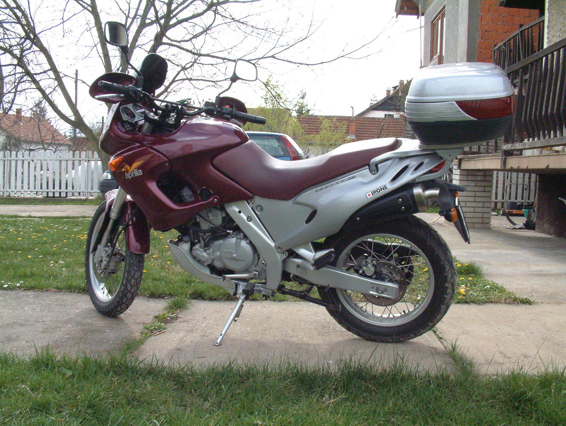 1dvYt_aprilia6bu6.jpg