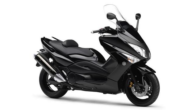 2011-yamaha-t-max-abs-eu-midnight-black-