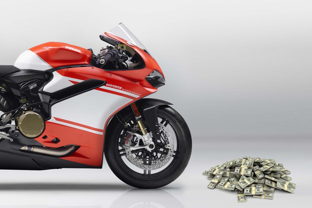 Ducati-1299-Superleggera-pile-of-money.j