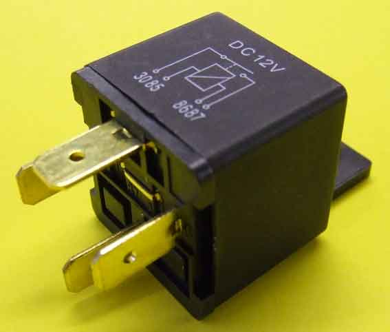 4-pin-30-amp-relay-2810-p.jpg