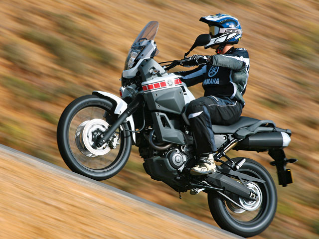 122_0810_01_z+yamaha_xt660z_tenere+left_side_view.jpg