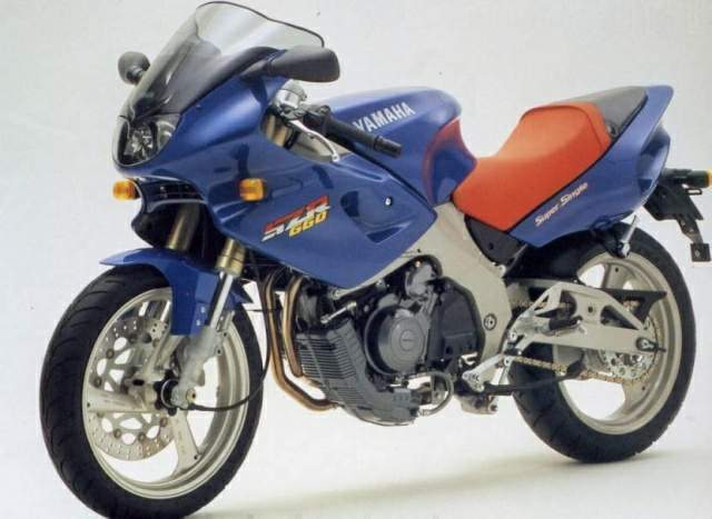 Yamaha%20SZR660%20%202.jpg