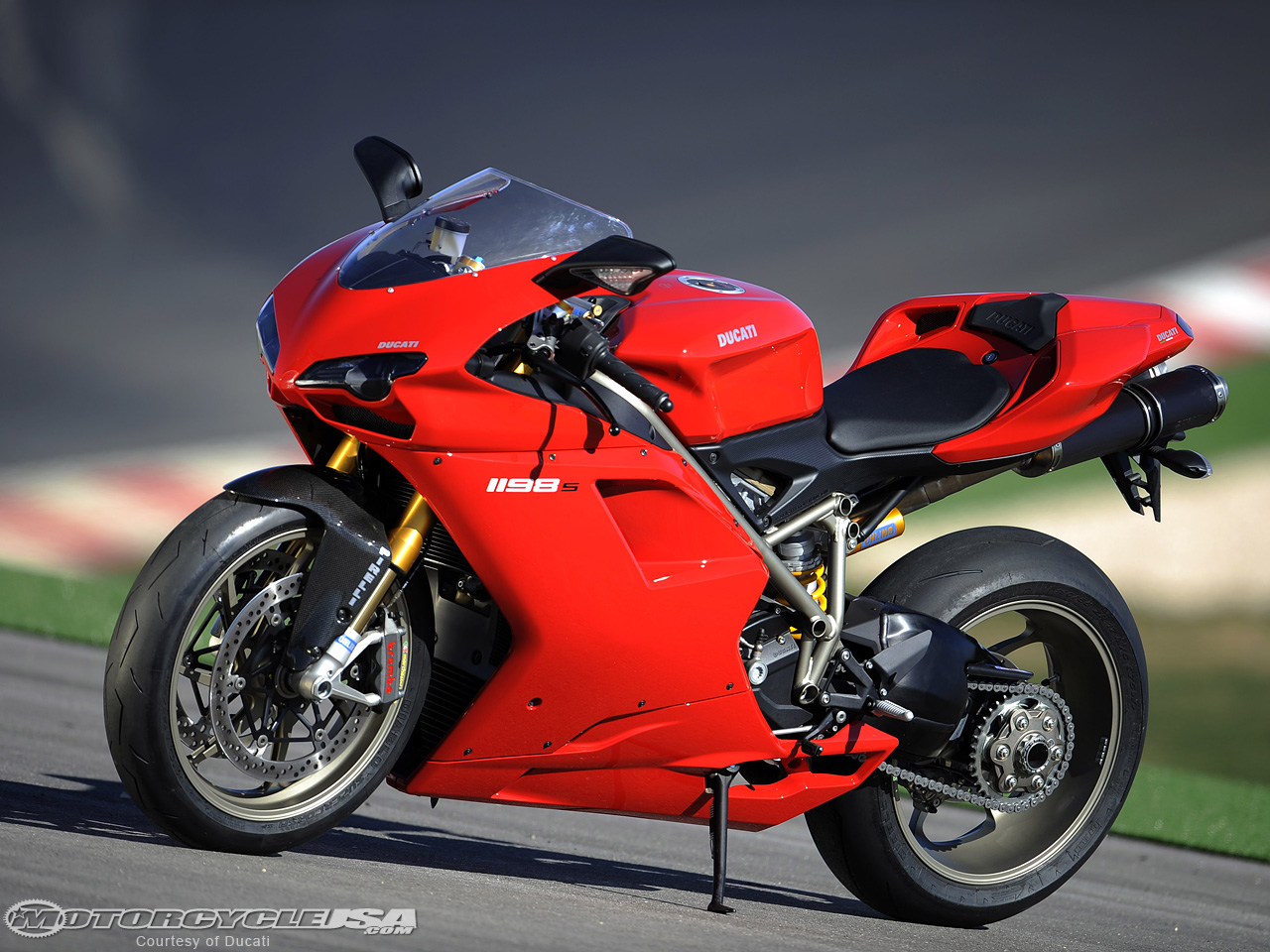 6336348800129823192009-ducati-1198-20.jpg