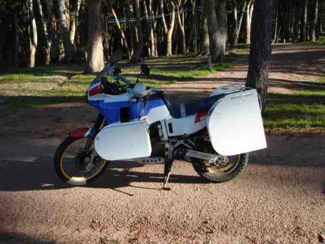 8s7MI_1674d1224100074hondaafr.jpg