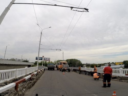 Radovi na nadvožnjaku iznad pruge... (REW 2016)