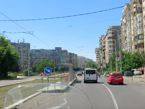 Tramvajske stanice se usecaju u levu kolovoznu traku (REW 2016)