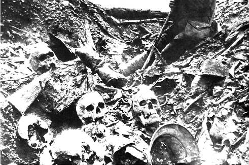 German_dead_at_Verdun.jpg