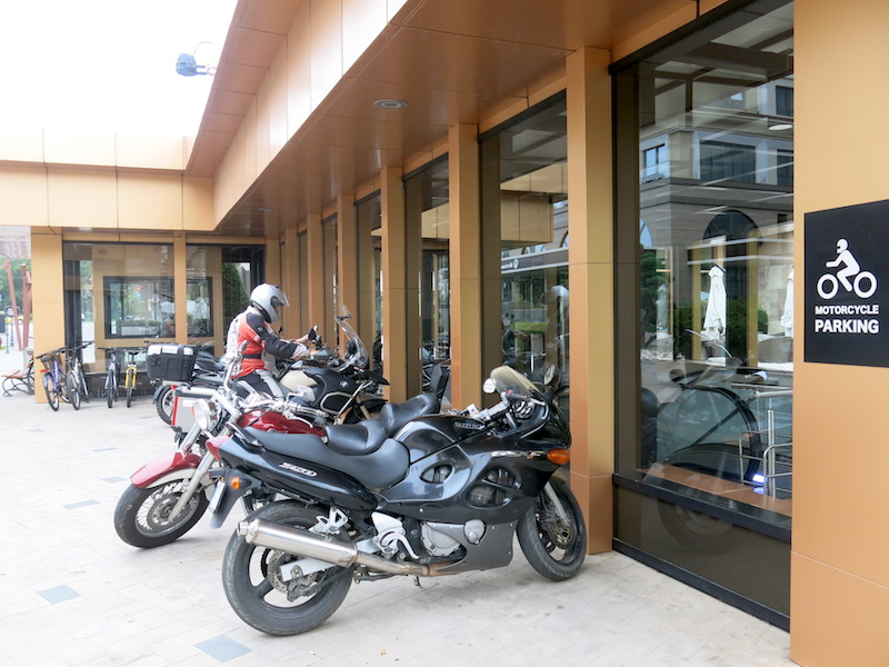 Namenski parking za motocikle (REW 2016)
