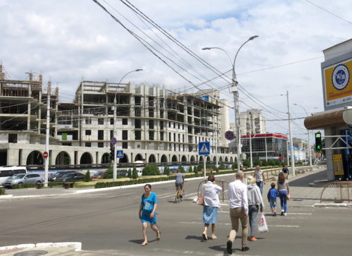 Globalizacija stigla u Tiraspolj, šoping centar u izgradnji (REW 2016)
