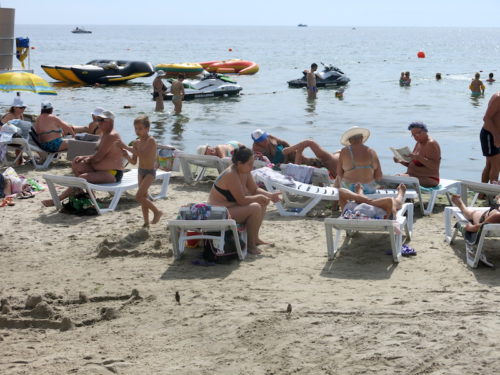 Delovi plaže su slobodni (REW 2016)