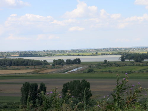 Ovo je već Dunav. Magistrala se približila reci (REW 2016)