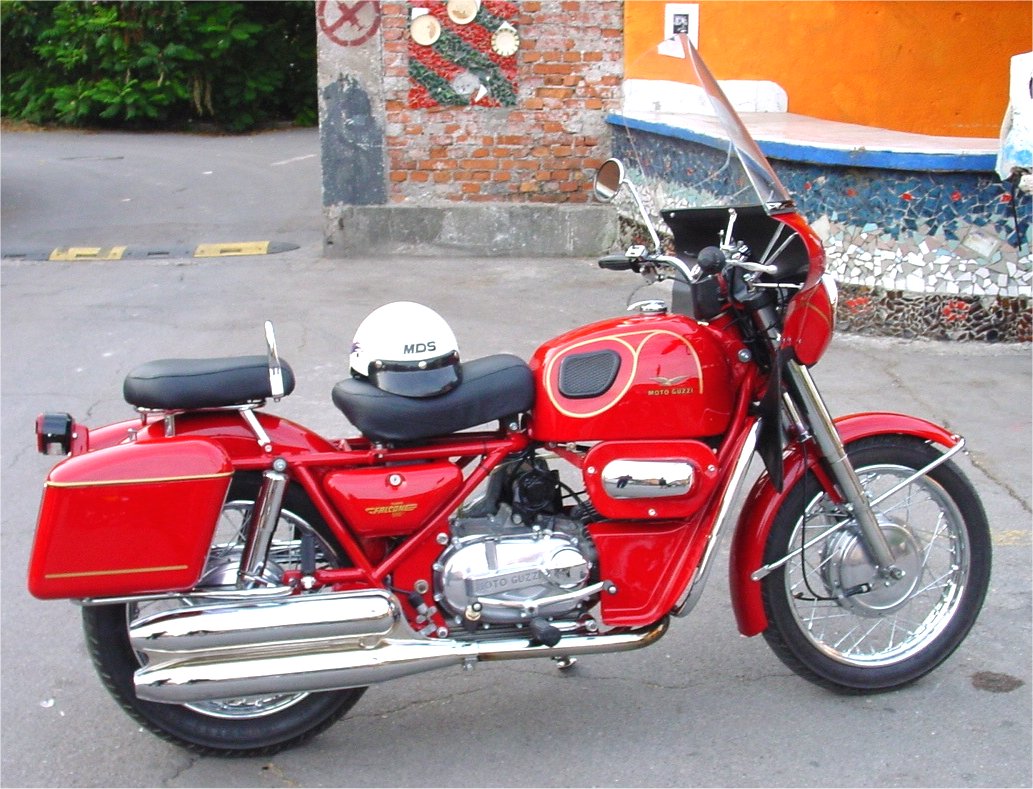 Moto_Guzzi_Nuovo_Falcone_500.jpg