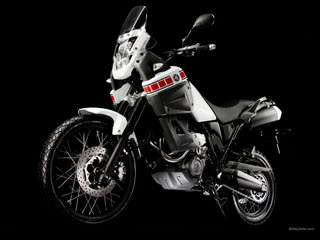 Yamaha_XT660Z_Tenere_2008_40_1600x1.jpg