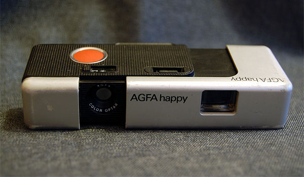 agfa-happy-micro-110-photo-camera-front-open.jpg