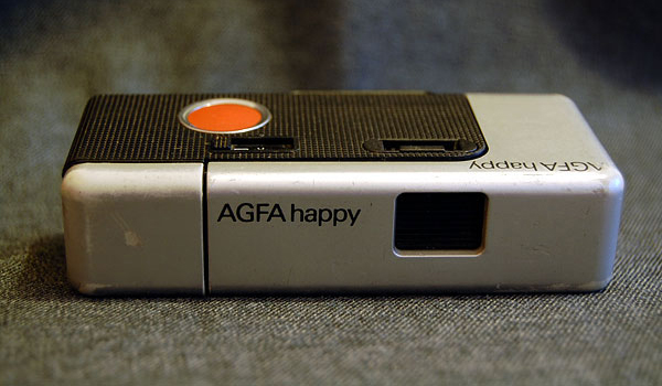 agfa-happy-micro-110-photo-camera-front.jpg