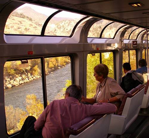 amtrak-glenwood-canyon.jpg