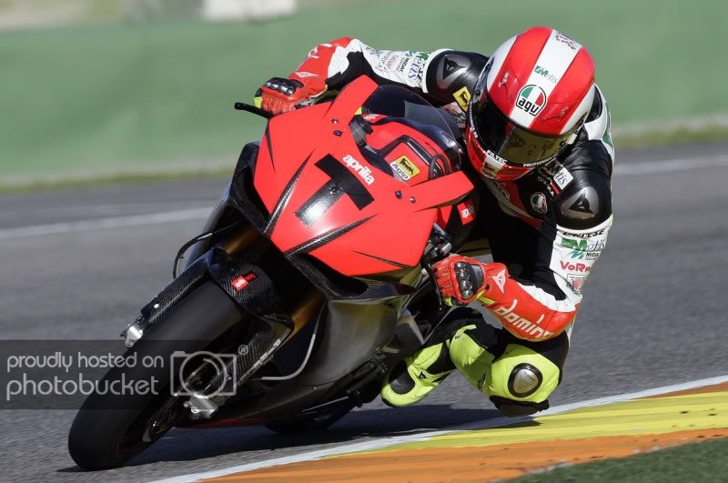 big_marco_simoncelli_rsv4_2.jpg