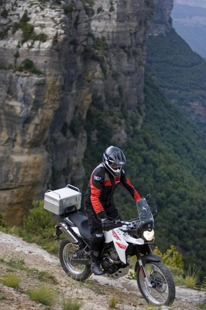 derbi-terra-125-adventure-ldf1.jpg