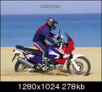 ehlSy_africatwin20001280jj2.th.jpg