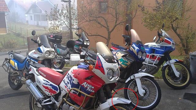 fK8k9_231113.jpg