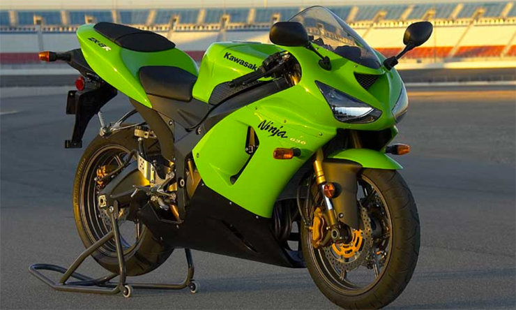 zx6r-ninja-3.ashx?h=444&w=740&la=en&hash