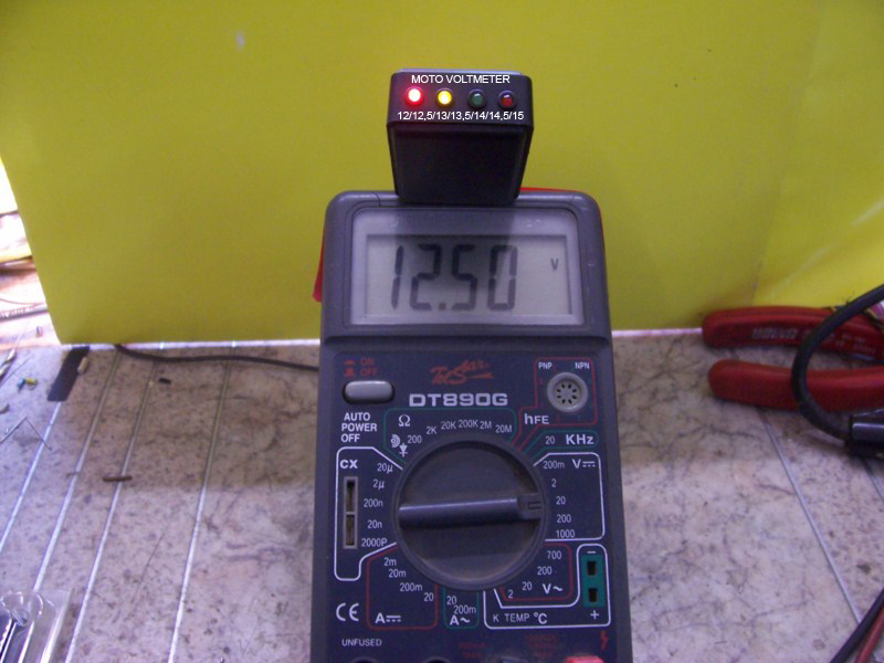guHAw_voltmeter.jpg