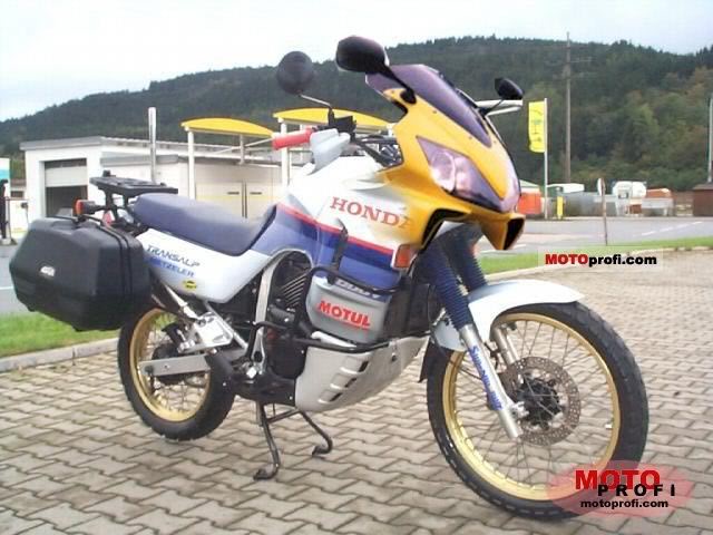 honda_xl_600_v_transalp_1987_2copy.jpg