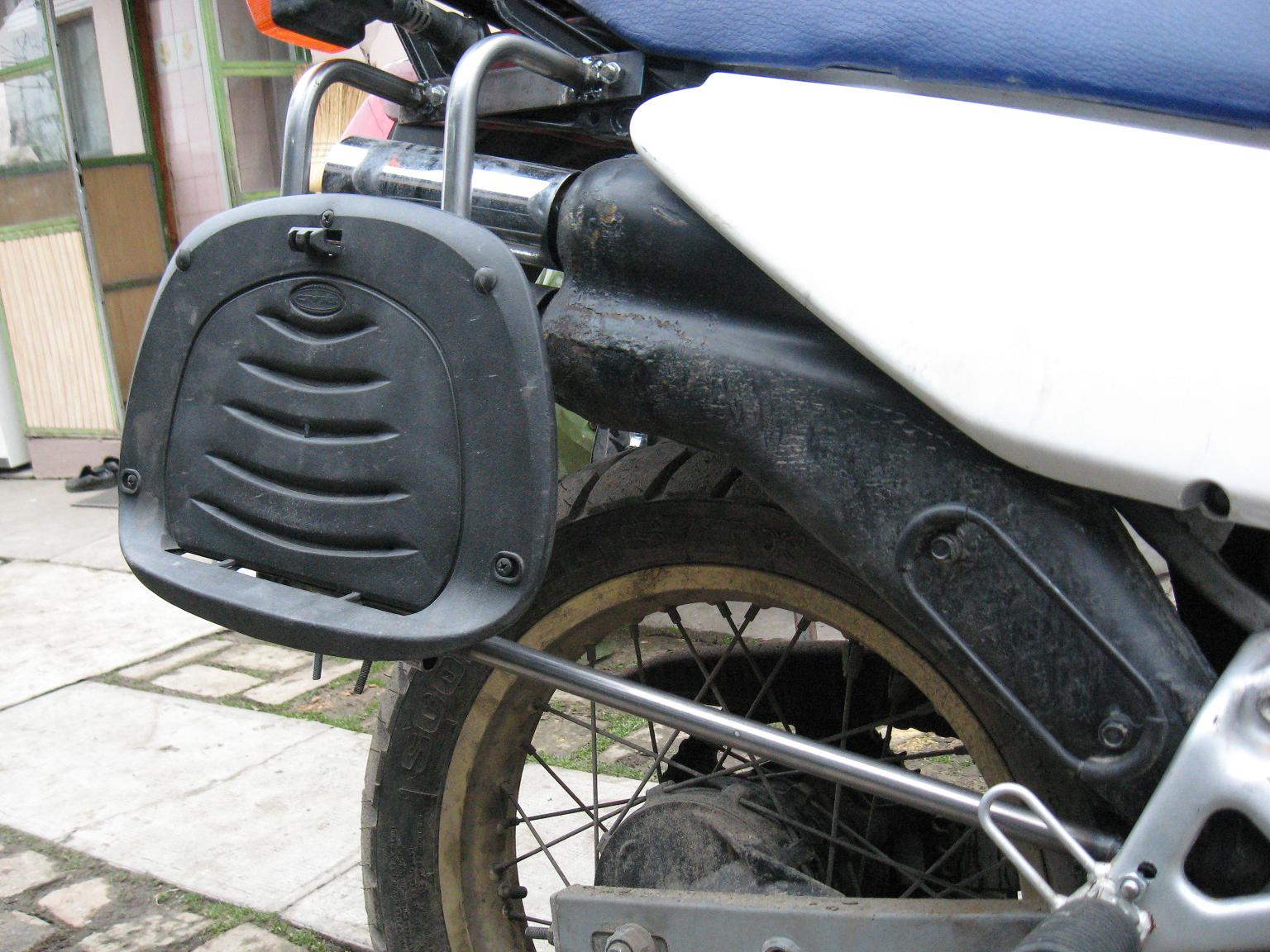 oyIrN_rigg005xr9.jpg