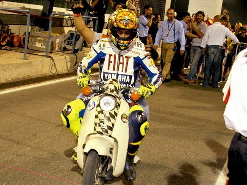 rbvN5_n508661rossi026slidesho.jpg