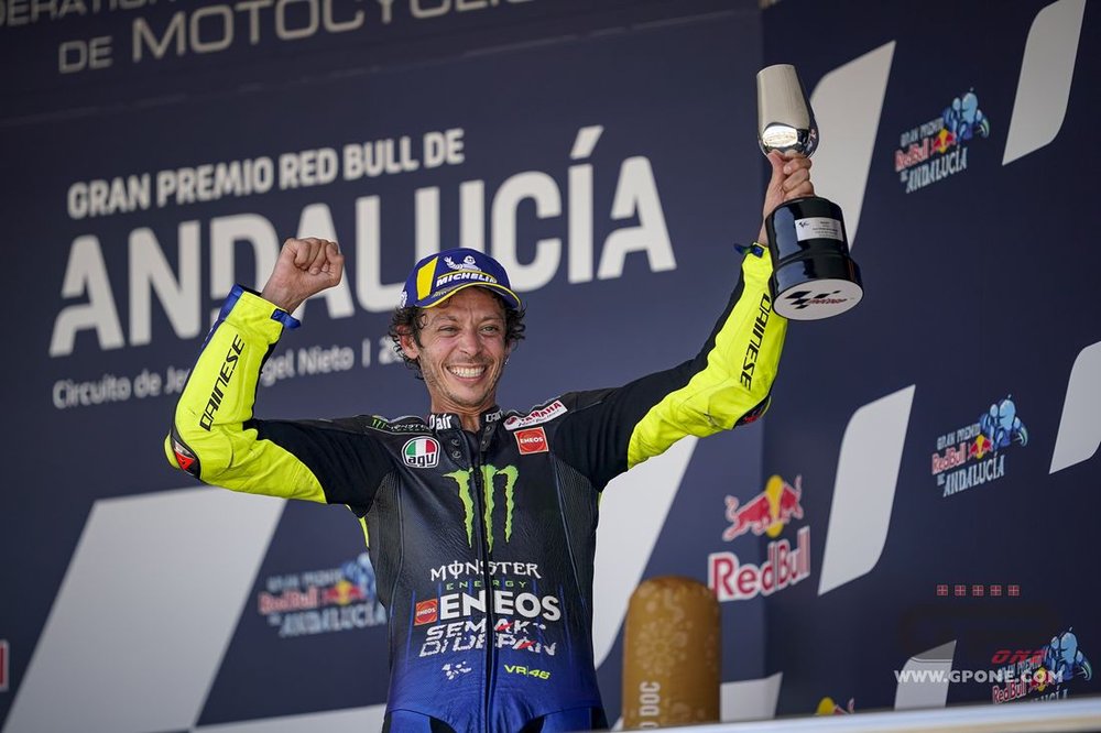 rossi-podio-1595851999.jpg