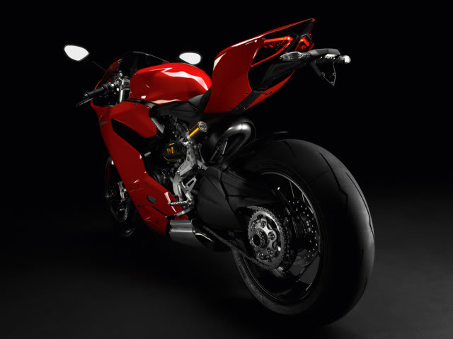 superbike_1199_panigale_s_06.jpg