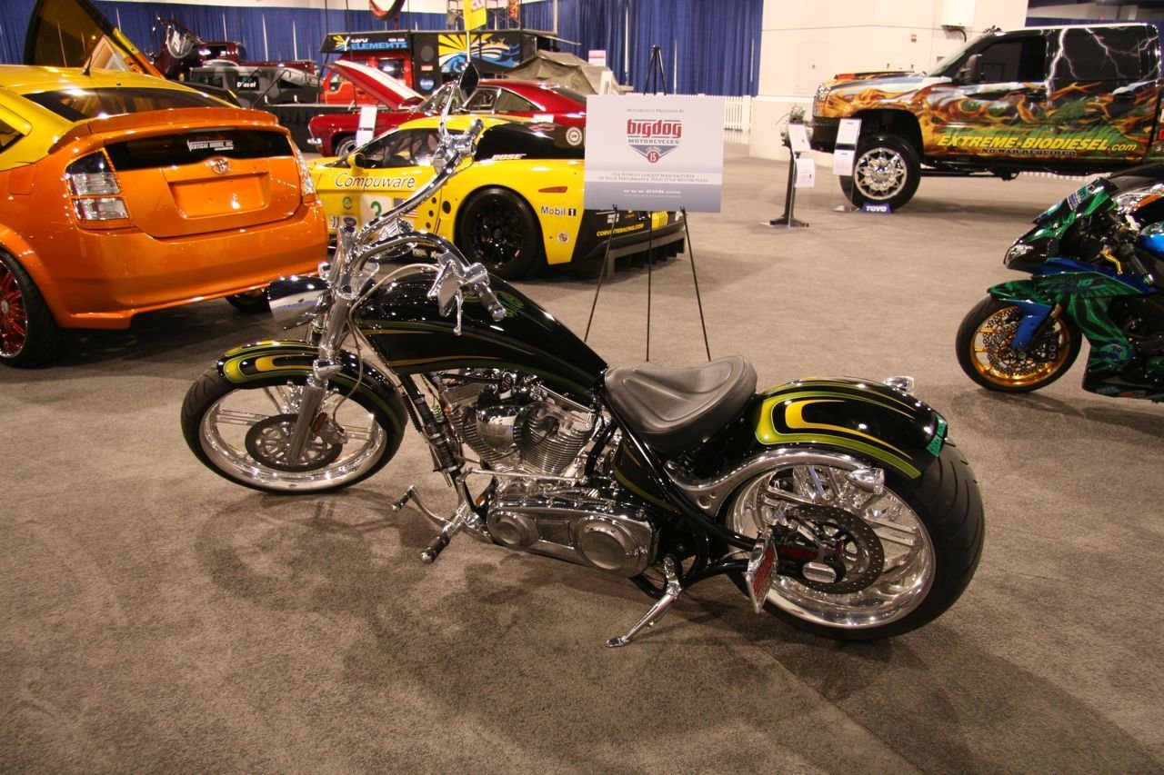 the-bikes-at-sema-20-6_1280x0w.jpg