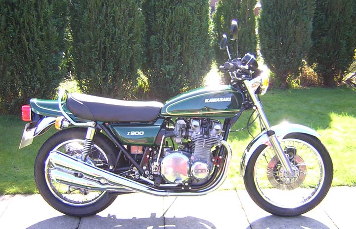 uXkOc_kawasakiz9002102850.jpg