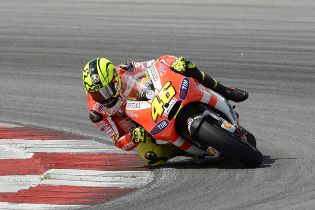 valentino-rossi-ducati-sepang.jpg