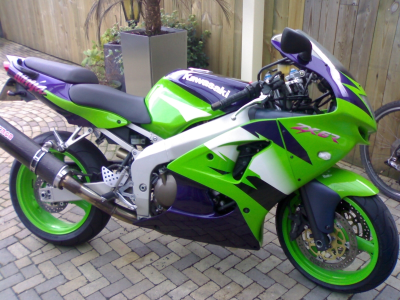 xWKd7_thechampzx6r2073797.jpg