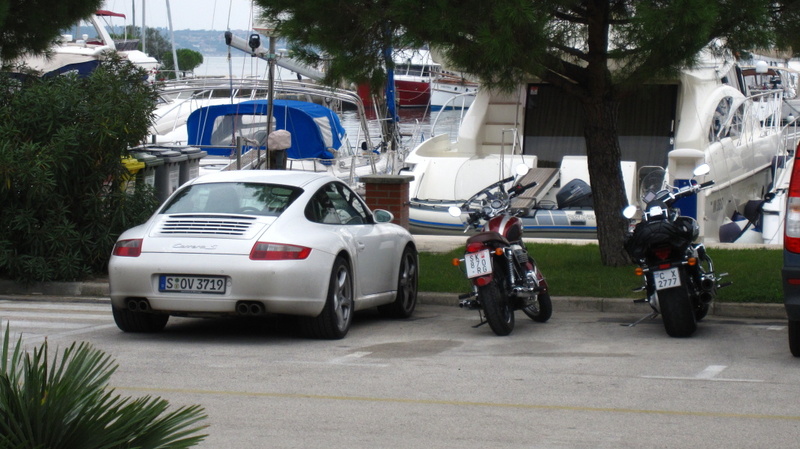 zZjEW_motopiran072.jpg