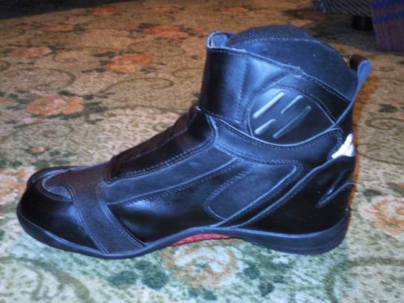 Vega merge motorcycle on sale boots