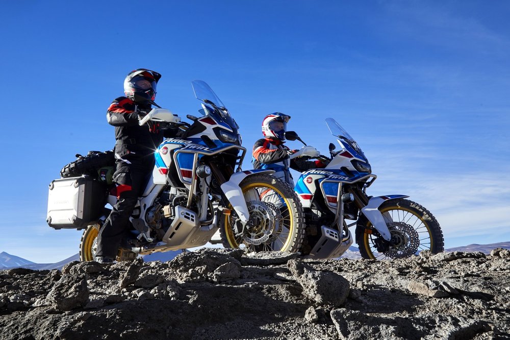 18_Honda_Africa_Twin_Adventure_Sports_Action_Image_7.jpg