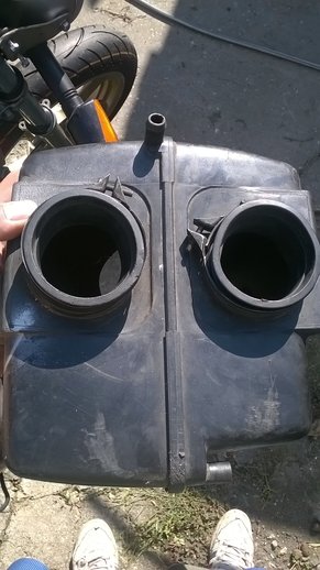 airbox1.jpg.1a9ef2ba10178d283a1cf6e842bdfd87.jpg