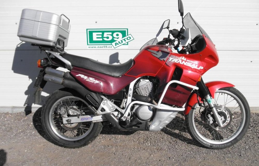 honda_xl_600_crvena.jpg