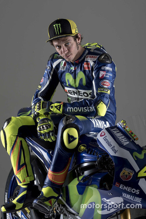 motogp-2016-yamaha-motogp-unveil-2016-valentino-rossi-yamaha-factory-racing.thumb.jpg.8bf5b0cf7451fdb2063d9c5494e68ef9.jpg