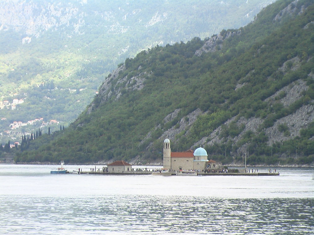 361678796_2019_09_30Perast2.thumb.jpg.a109fb70350899bd93fb2bb2bb40412d.jpg