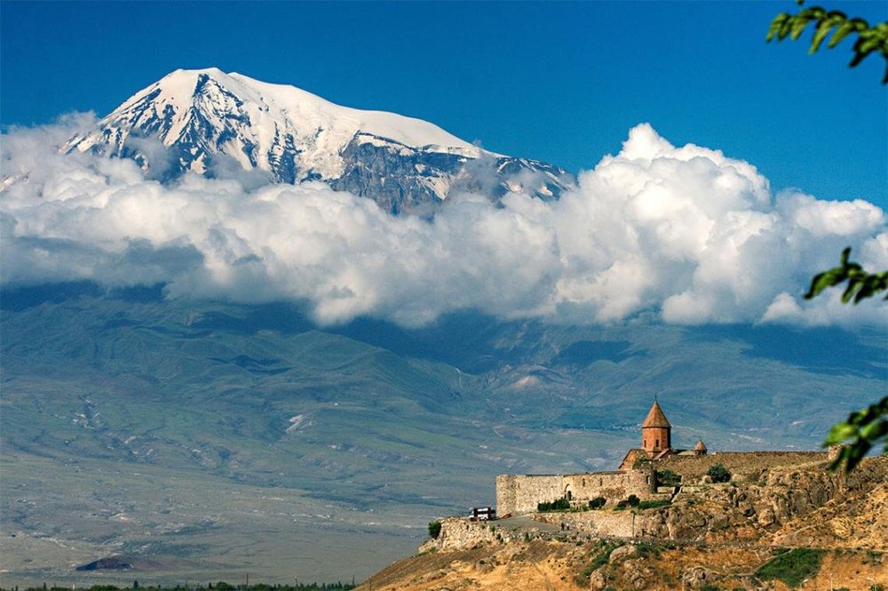 ararat.thumb.jpg.ad6078e9c3998485f73cdae0d7881d6c.jpg