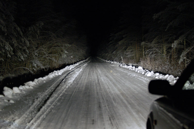2005_winter_road_full_beam.jpg