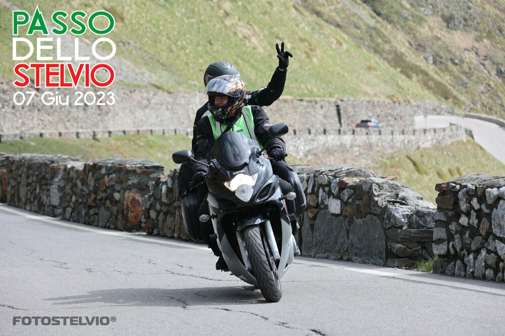 STELVIO 01.JPG