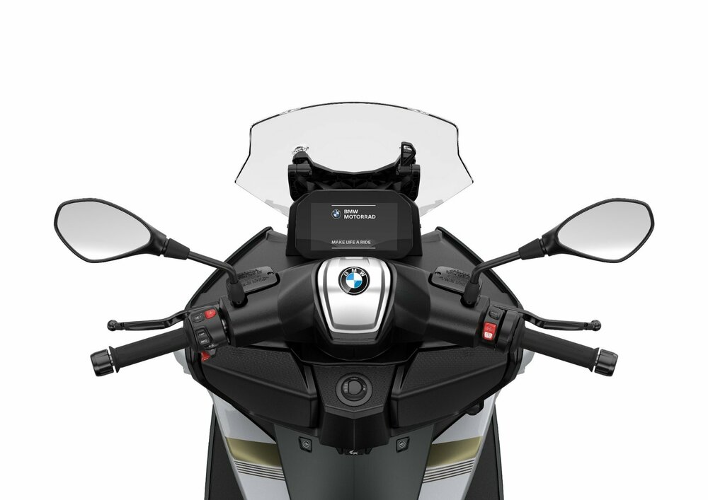 P90571753_lowRes_the-new-bmw-c-400-gt.thumb.jpg.58281805bafda5c921cd10ba1f4e9324.jpg