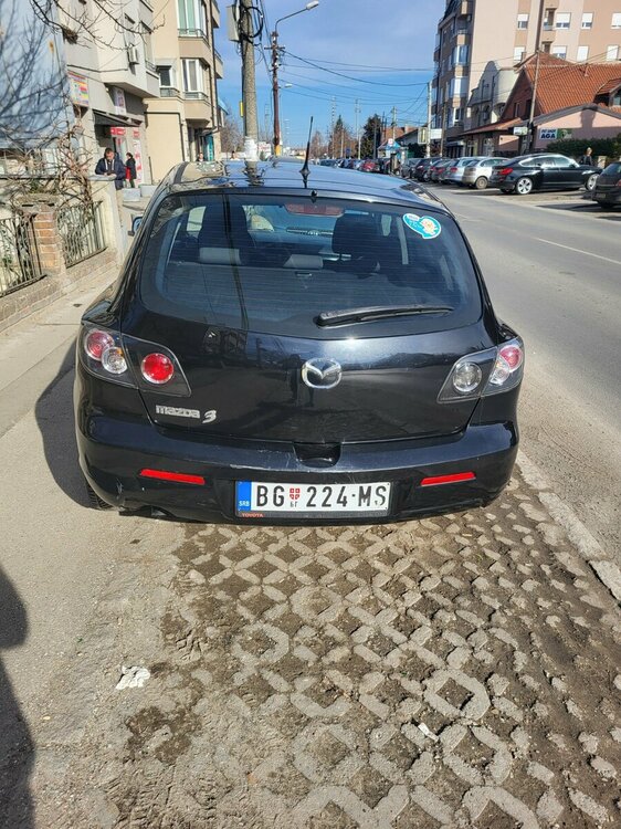 mazda4.jpg